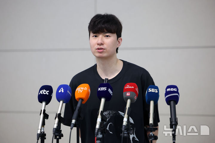 이현중, NBA 도전 위해 미국행 [뉴시스Pic]