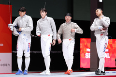 펜싱 남자 사브르, 일본 꺾고 단체전 4연패…오상욱 2연속 2관왕[나고야AG]