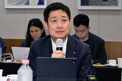 홍범식 LGU+ 대표, 국감 증인 채택…23일 국회 출석 예정