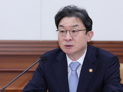 이억원 금융위원장, SC그룹 경영진 면담…금융권 AX 등 논의