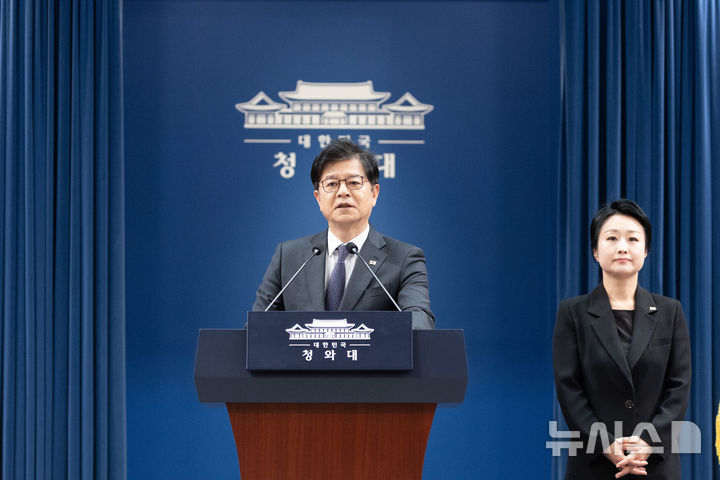 靑, 전부처 '쌍방향 브리핑' 추진에 "정책 투명성과 개방성 취지에 맞춰서 하는 것"