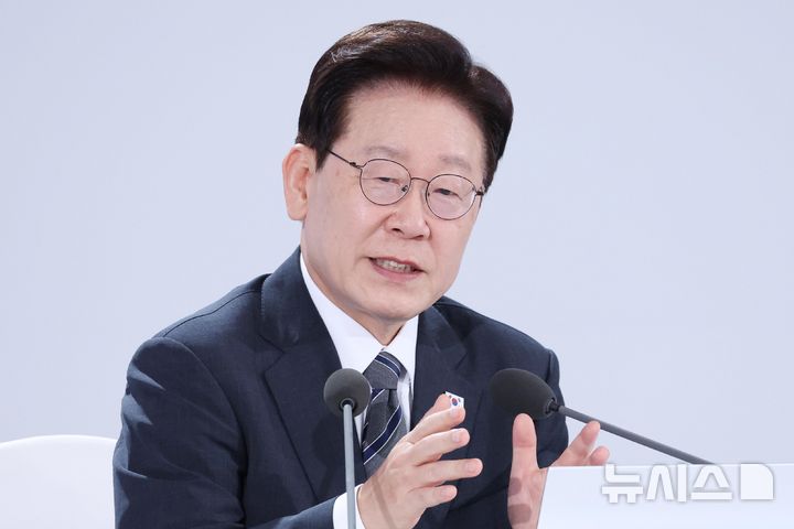 李 "복지급여, 신청 않아도 국가가 먼저 챙겨"