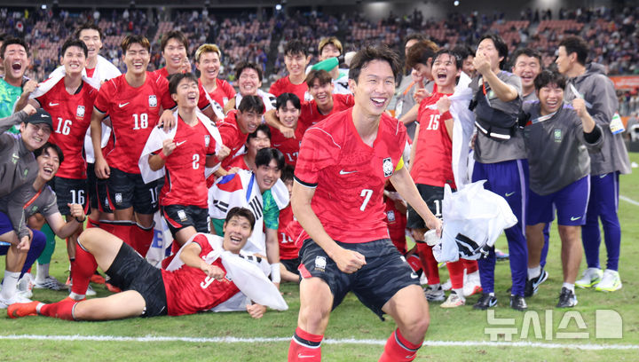 축구대표팀 '숙적' 일본 꺾고 아시안게임 남자 축구 4연패 달성[뉴시스Pic]