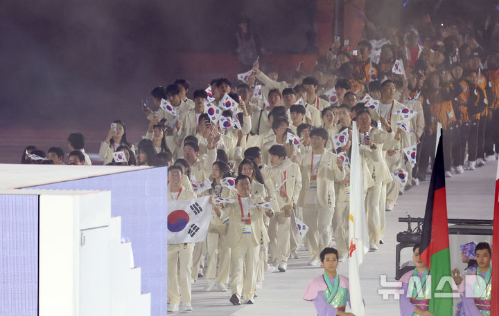 16일간의 열전 마무리 하는 대한민국 선수단