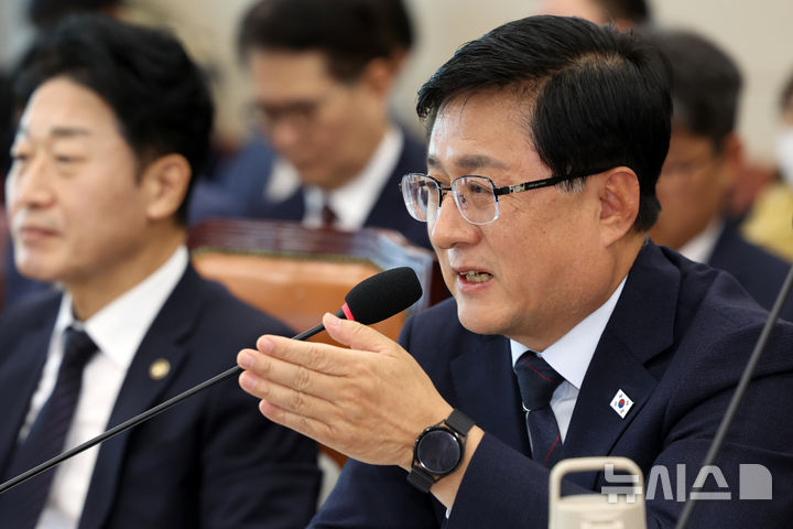 김성환 
