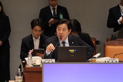 "국방부 공공데이터 포털 링크 누르면 성인사이트로" 질타