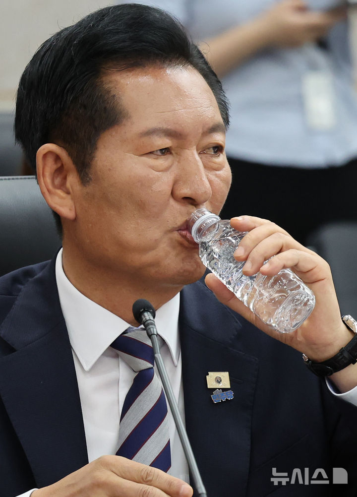 與 정청래·친청계 '신천지 논란'에 "조사 결과 신속히 공개해야, 덮으려는 자가 범인"(종합)