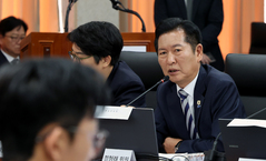 정청래, 국감 출국 앞두고 美 비자발급 보류…"미주반→구주반 변경"
