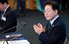 李 대통령, 우리 기술 개발 극초음속 활공비행체 첫 시험발사 성공 참관…"우리 안보는 스스로 확보"