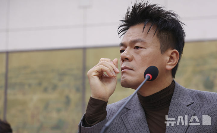 박진영 "대통령 윗분이 와도 나라 위한 일 아니면 안 해"…국감 정면 돌파