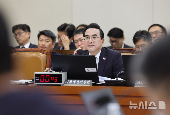 박홍근 "소방재정 지원, 내년 반영 검토…중장기 제도 개편도"