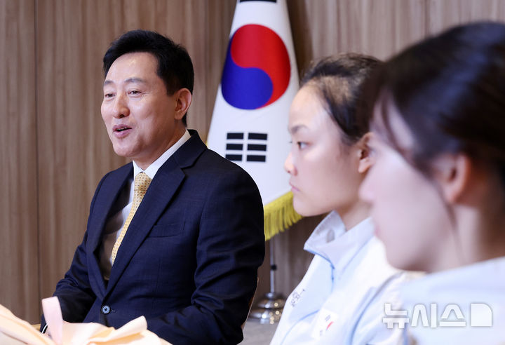 격려사하는 오세훈 서울시장