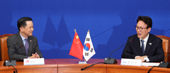 김민석, 中대사 만나 "한중관계·민간교류 활성화 다행…선전 APEC 협력할 것"