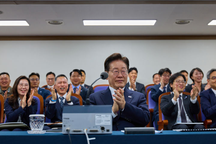 李 "달라지는 전장, 장교 양성도 바뀌어야"