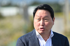 '호남 반도체' 부지 둘러본 최태원 SK회장 "빠르게 착공"(종합)