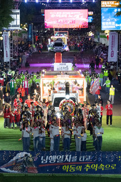 도심 수놓은 퍼레이드·공연…23회 충장축제 성료