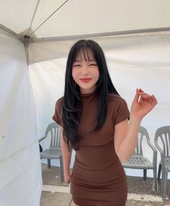 홍진영, 밀착 원피스에 드러난 늘씬한 몸매…'1일 1식' 다이어트 비법