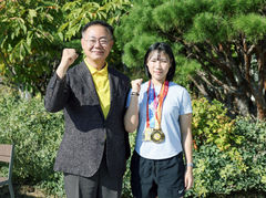 "올림픽 金따고 자원 입대"…칠곡 13세 레슬링 소녀의 꿈
