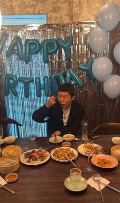 조세호 근황 담긴 SNS 등장 "조폭이 소개해 줬다는데…"