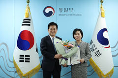 하나재단 이사장에 김영희 전 산은 수석연구원…첫 탈북민 출신 