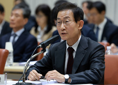 감사원장 "대법원장의 대법관 정기적 격려금, 국가재정법 위반"
