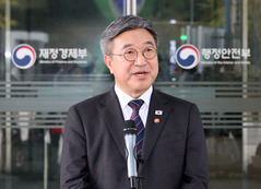 윤호중 "임은정 감찰, 곧바로 착수할듯…부적절 언행 실망"