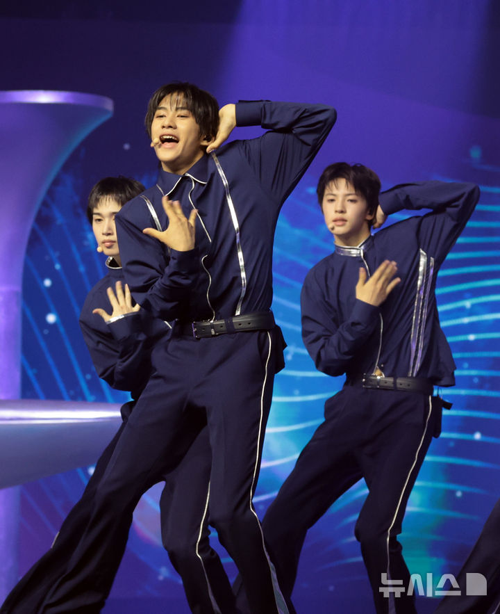 A20 SOUL의 데뷔 무대