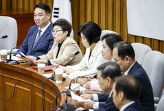 국힘 "李, '외교파탄' 정동영·이종석 경질해야…北, 정동영 주장 이용 지뢰 책임 회피"