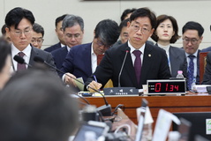 "우주 카르텔 아냐?"…항우연·천문연 전·현직 직원 일감 몰아주기 논란