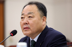 헌재 사무처장 "대법관 국회 동의, 임명 전제로 묻는 것"(종합)