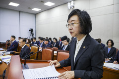 계속되는 제넨셀 의혹…식약처장 "신뢰 회복 위해 고민"