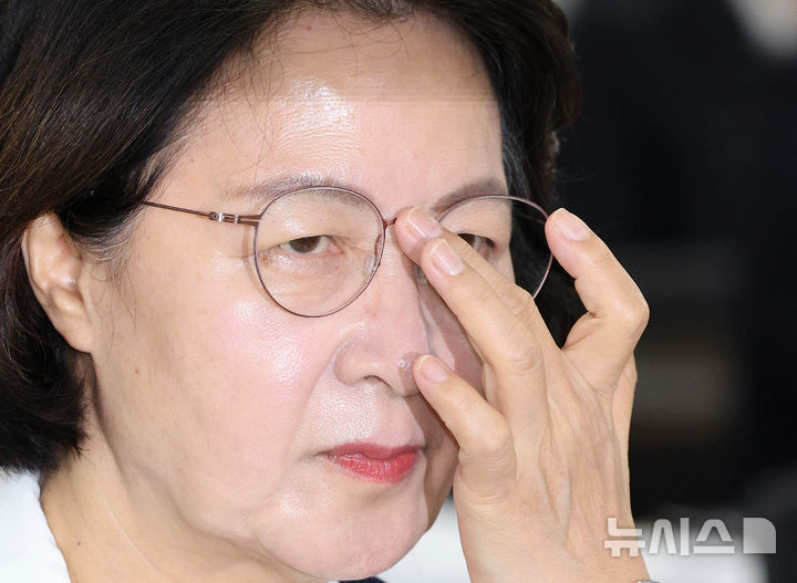 추미애, 김지용 관련 질문에 "국감장서 답변 적절치 않아" [뉴시스Pic]