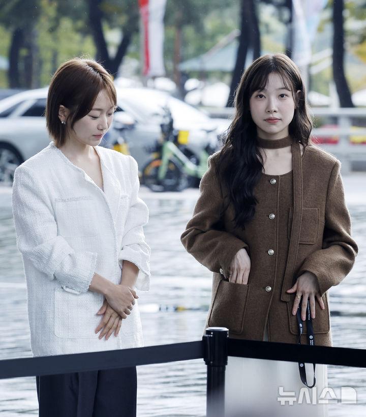 부국제 아주담담 참석하는 김슬기-김아영