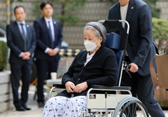 항소심 공판 출석하는 한학자 총재