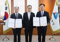 울산시, 신임 감사관·노동특보에 장종근·김진석 임명