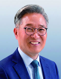 창원대 김재구 부총장, 比 UST 자랑스러운 동문 선정