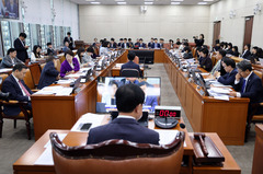 여야, 국감 2주차에 리밸런싱·'김민석·한동훈 자녀' 논란 등 공방(종합)