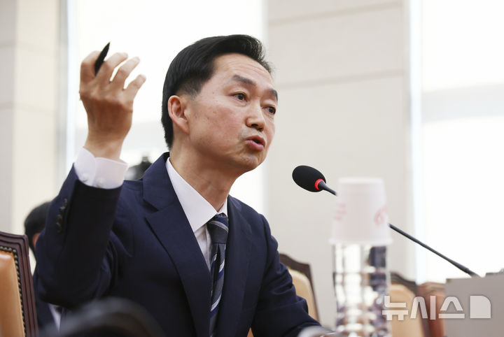 김지용 "정치검사 1호는 尹…한동훈도 포함"