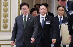 499일만에 물러나는 강훈식…이 대통령 신임 바탕으로 초기 국정 안정 기여