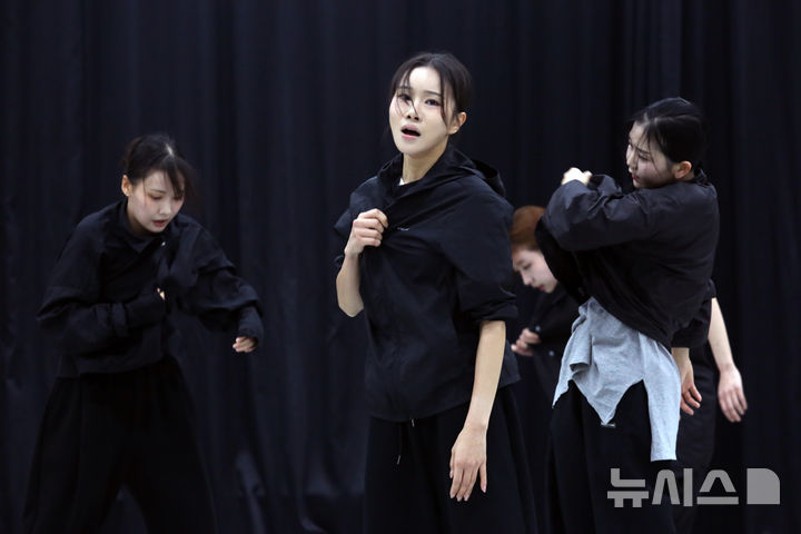 국립무용단 '2026 안무가 프로젝트' 작품 'COUNT'