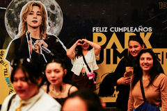 "지민 생일 축하해요"