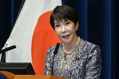정부, 다카이치 日총리 야스쿠니 공물 봉납에 "유감…진정한 반성 촉구"
