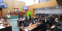 부안군의회, 제375회 임시회 폐회…농업 지원·교부세 보장 촉구