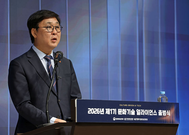 최휘영 
