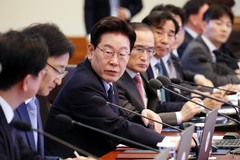 이 대통령 "국무회의 전부 비공개하자는 주장 동의할 수 없어"