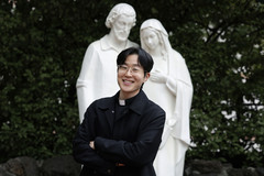 '춤추는 사제' 이창민 신부 "챌린지·릴스로 청소년과 소통"[문화人터뷰]