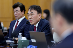 세무조사 받던 포항 납세자 사망…이종욱 의원, 국감서 질타(종합)
