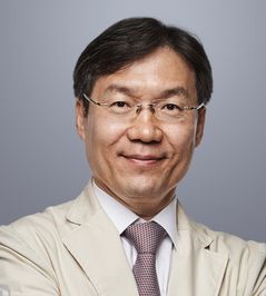 '응급실 뺑뺑이 금지법' 후폭풍…학회 회장 사퇴
