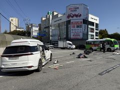 전남광주 교차로서 버스·승합차·오토바이 쾅…2명 경상