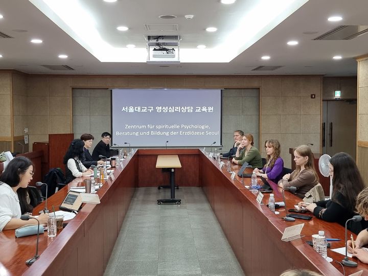 '마음 돌보는 교회'…국경 넘어 공감 나눈 한·독 청년들